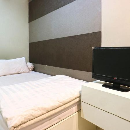Oranje Gasthuis Hotel Surabaya Eksteriør billede